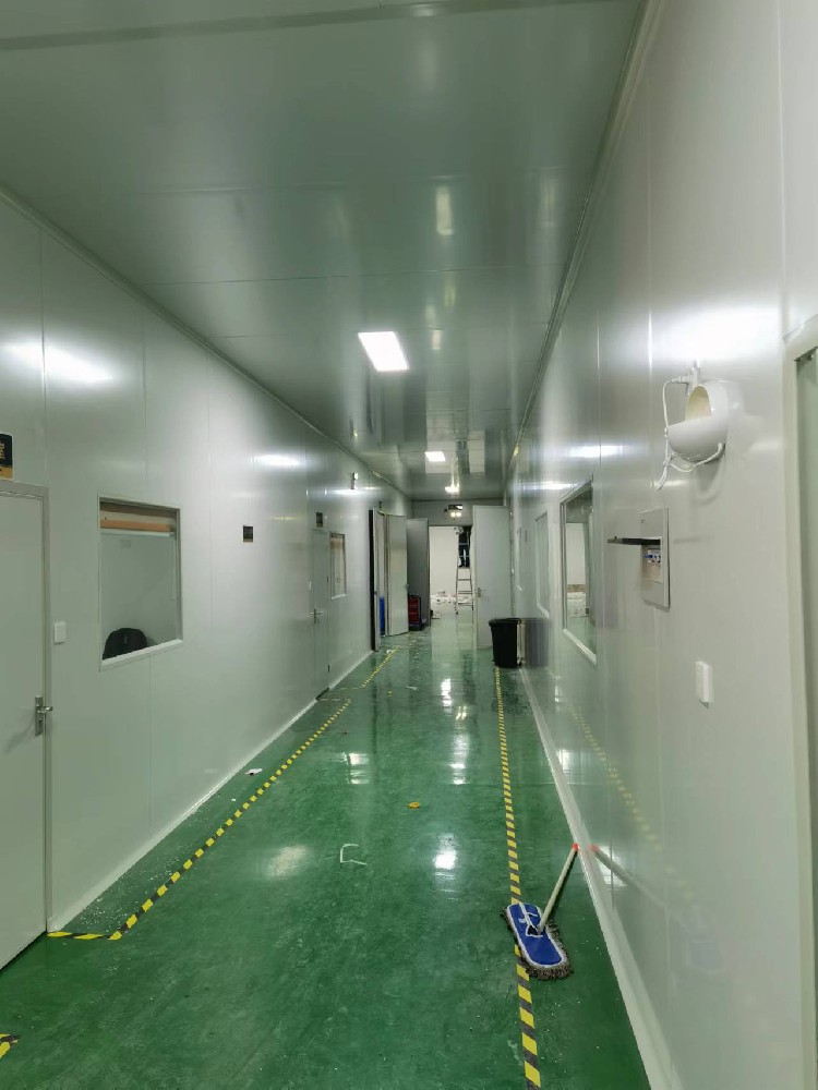 祝賀鄭州歐焙佳商貿(mào)公司凈化車間裝修完工投入使用！